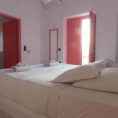 Peaceful Caldera Suites Appartamento