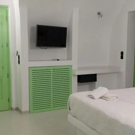 דירה Peaceful Caldera Suites *