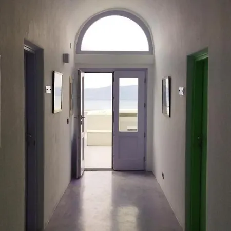 Peaceful Caldera Suites דירה סנטוריני